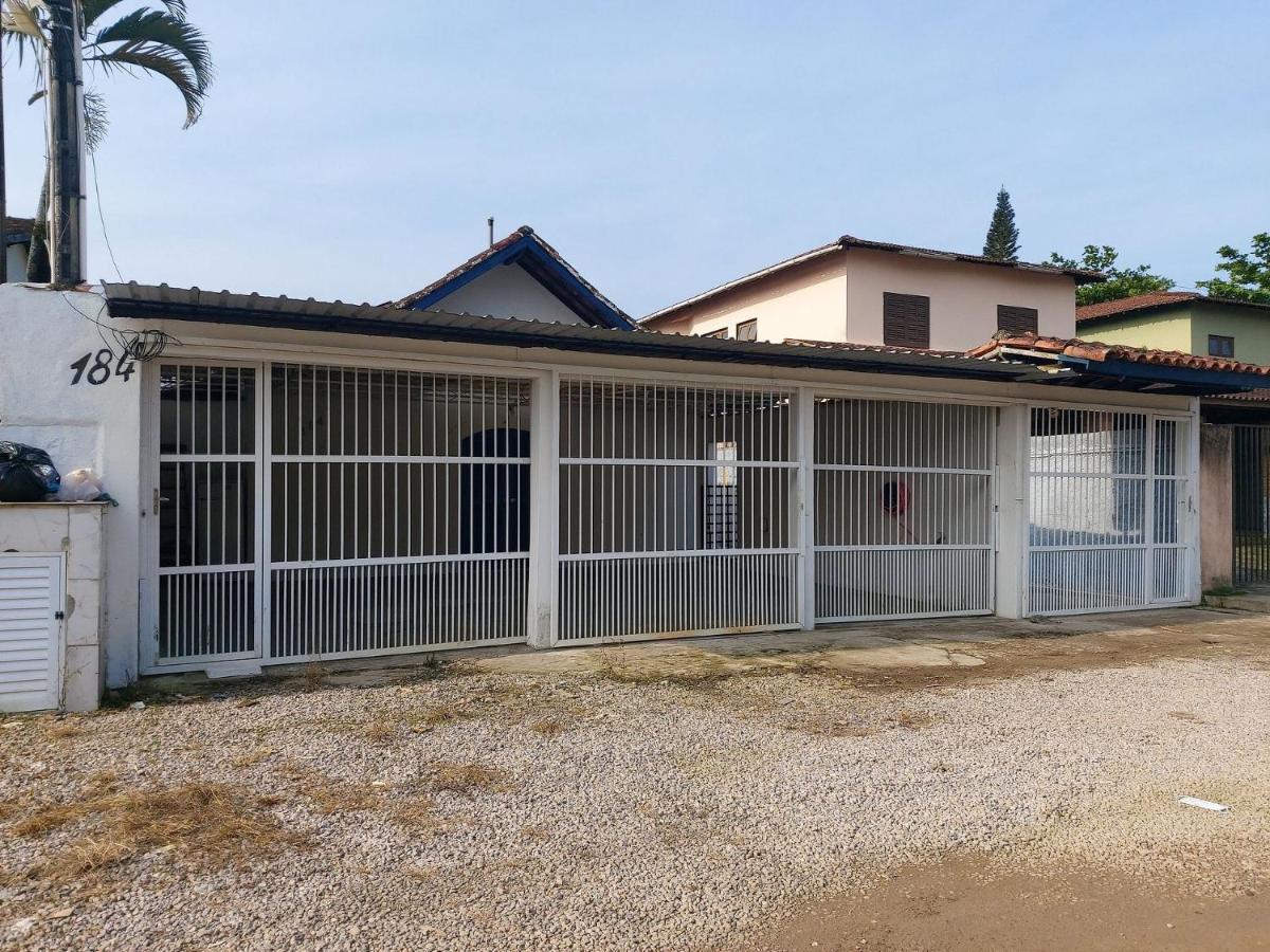 0005.04 - Maranduba - Casa - 3 Dorm - 14 Pess - 3 Quadras Do Mar - Piscina Coletiva - Wifi - Ar Condicionado Βίλα Ubatuba Εξωτερικό φωτογραφία